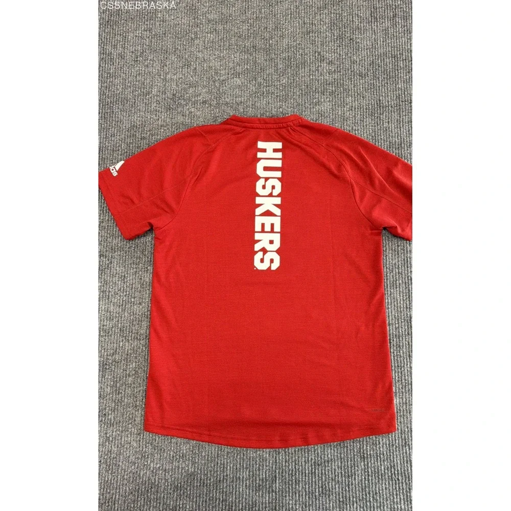 Adidas Red Nebraska Cornhuskers T-Shirt Men Red White Block N Short Sleeve -M